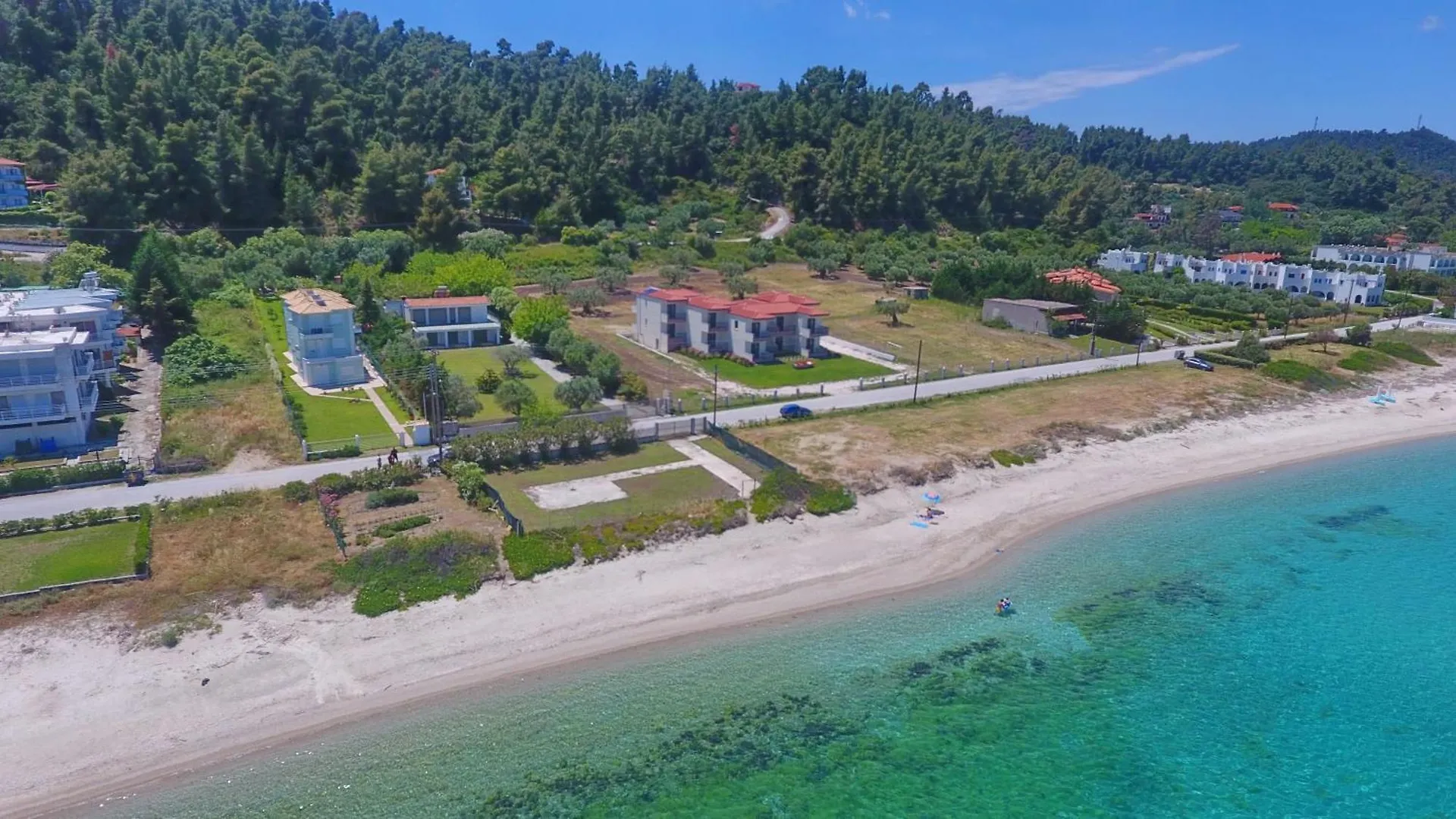 Villa Sonora - Beachfront, Amazing Garden, Panoramic Sea View Polychrono